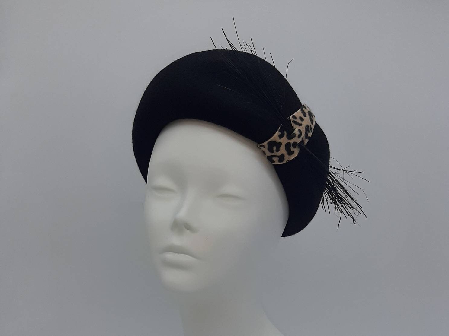 Black and leopard print 'bow' pill box hat